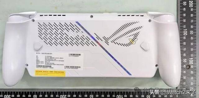 揭秘：定制主机与应用革新CQ9电子登录Xbox大(图3)